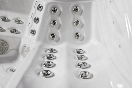 Гидромассажный спа бассейн NordicSpa Khed (Хед)